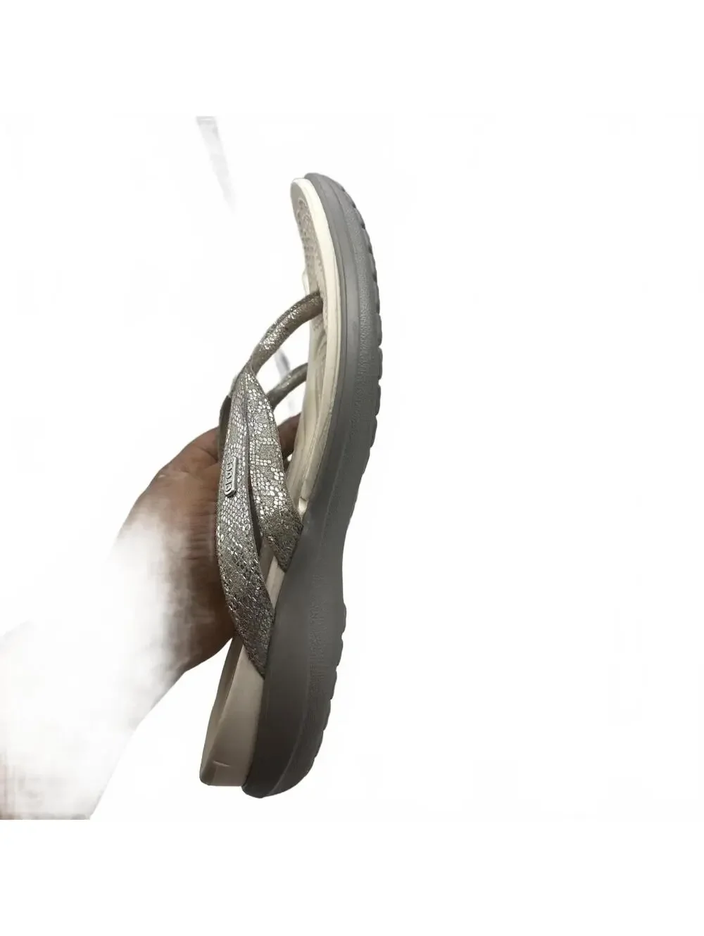 Crocs Capri V Strappy Flip Flops White Silver Shimmer Sandals Women's Size 10
